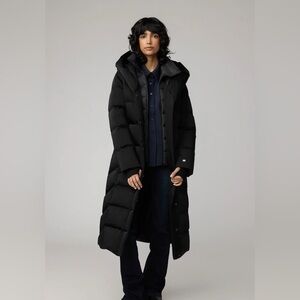 soia + kyo TALYSE-C Semi-Fitted Classic Down Coat With Bib & Hood